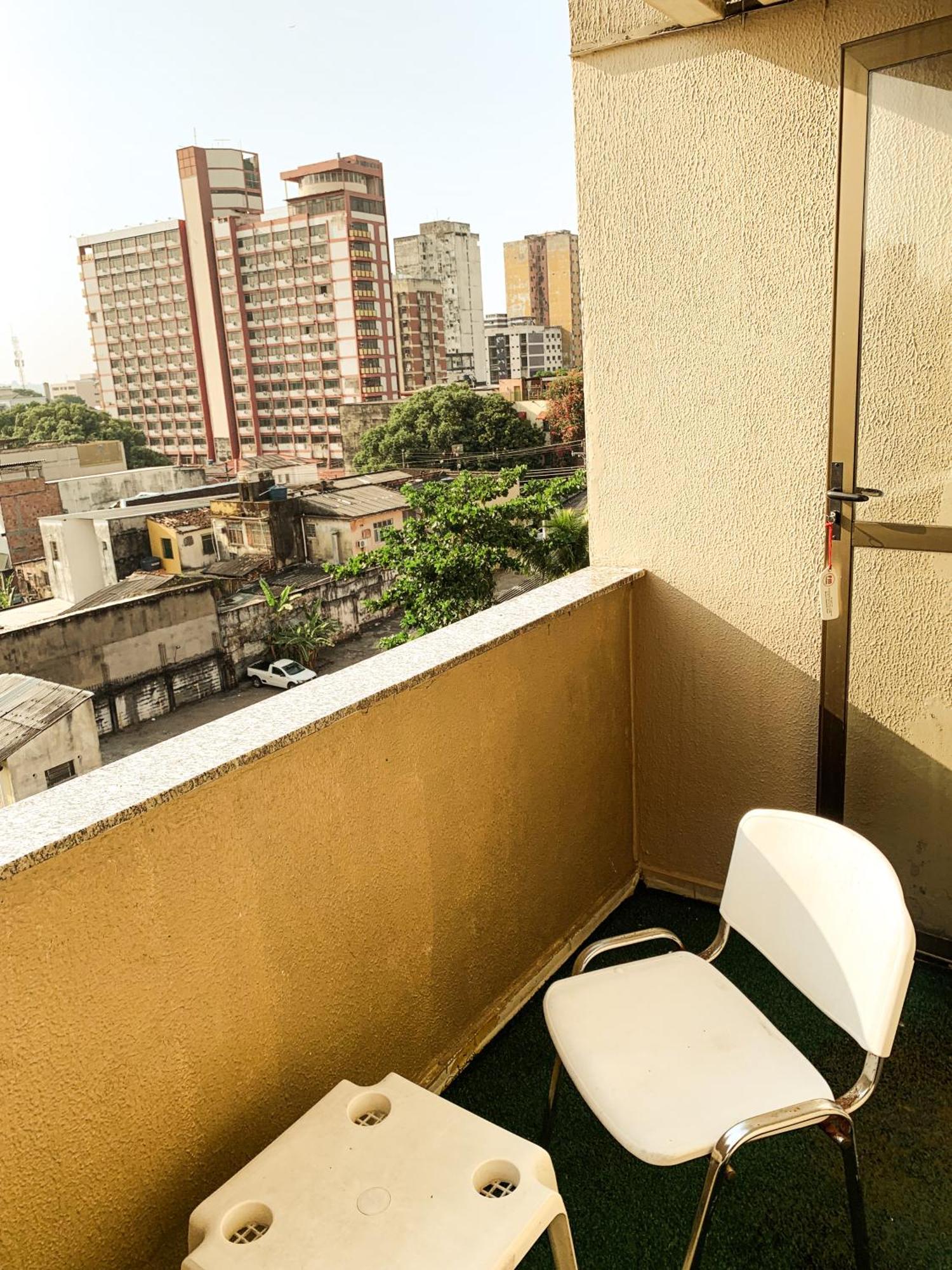 ホテル ド ラルゴ マナウス エクステリア 写真